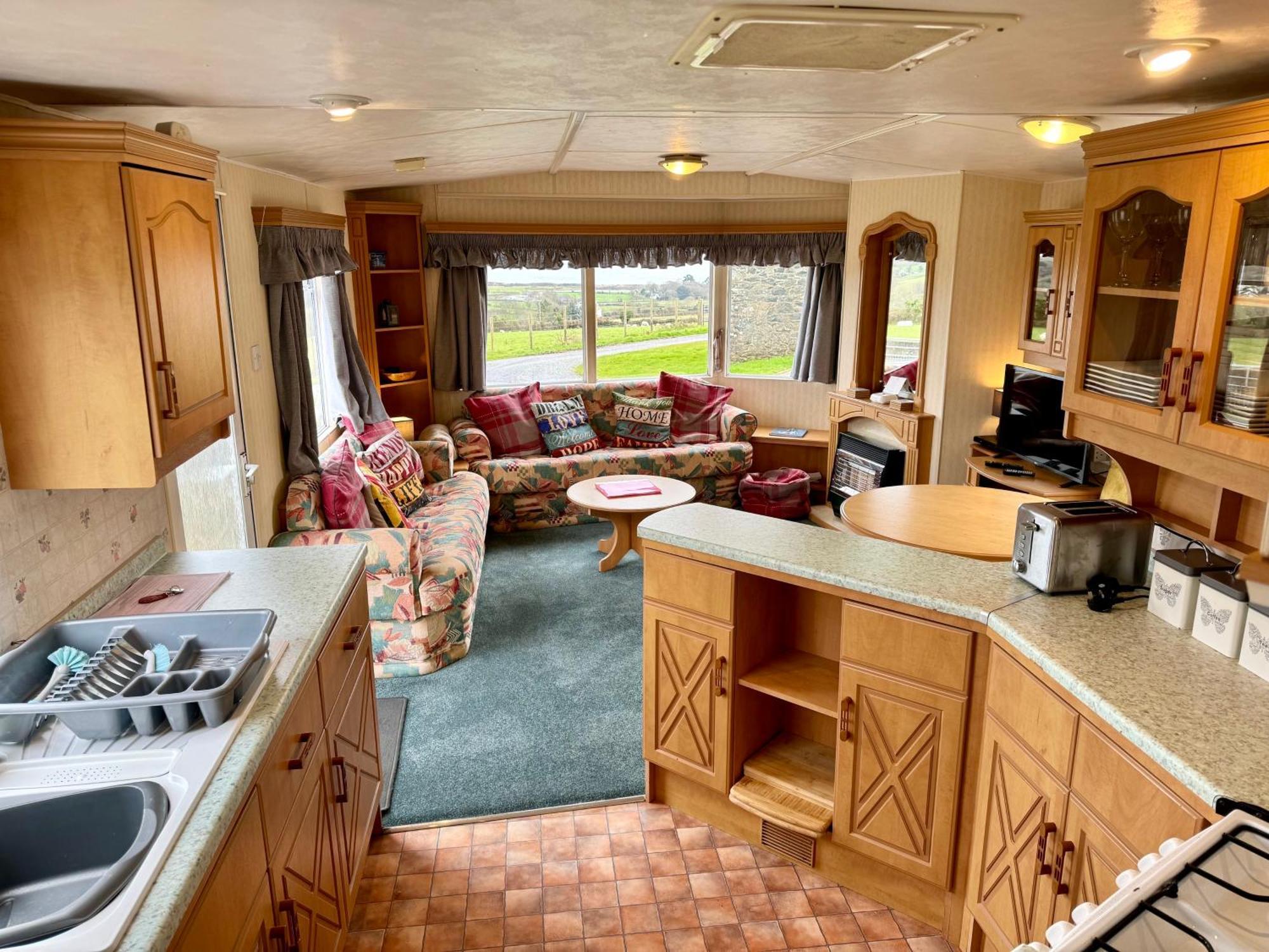 Snowdon Bay - North Wales - Stunning Llyn Peninsula Mountain & Ocean Views - Wilde Retreats Villa Pwllheli Exterior photo